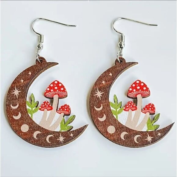 New Wooden moon phase mushroom boho fun whimsical earrings lunar celestial - Picture 9 of 9